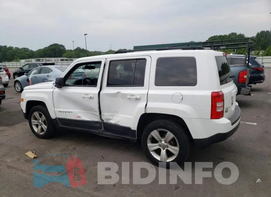 1C4NJRFB1ED588457 Photo# 2