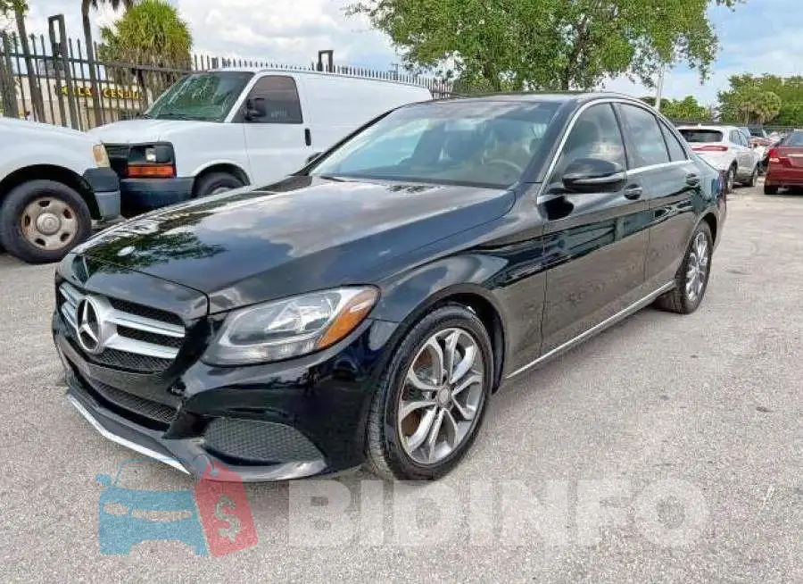 55SWF4JB6GU173936 Photo# 1