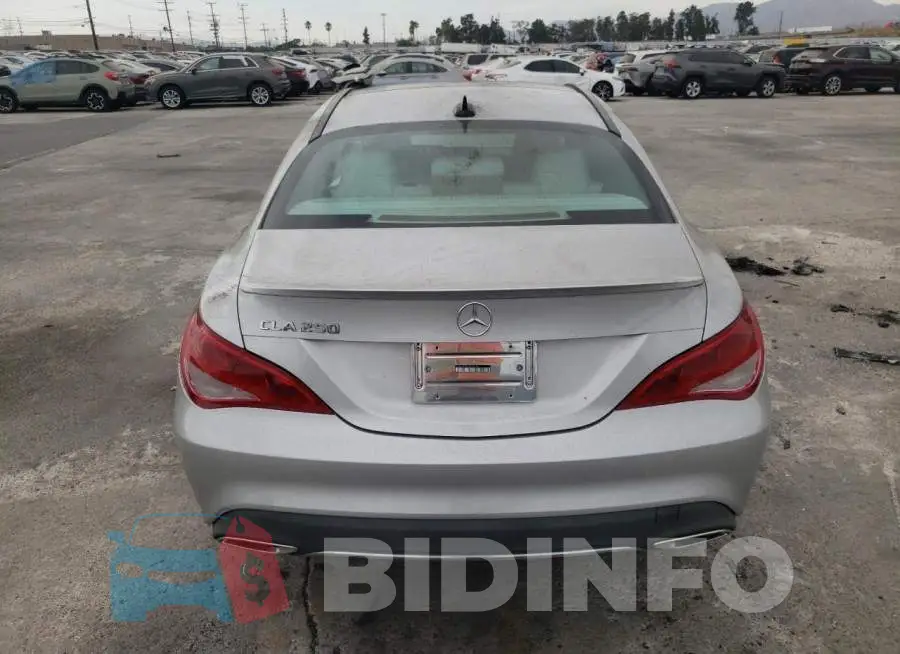 WDDSJ4EB2JN616638 Photo# 6