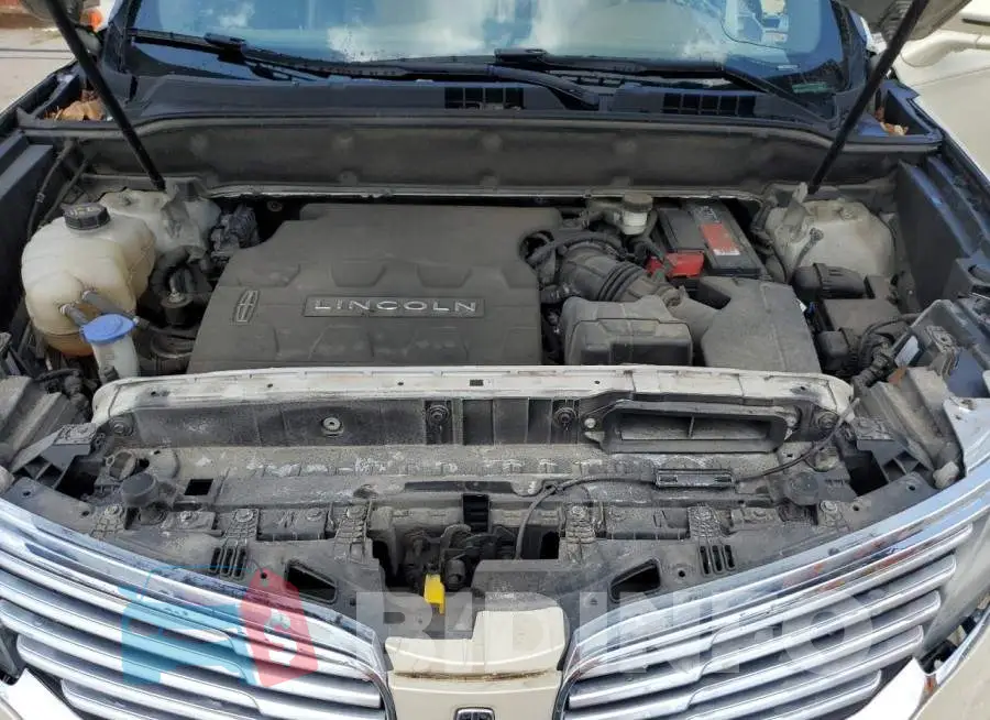 2LMTJ8LR1GBL71518 Photo# 12