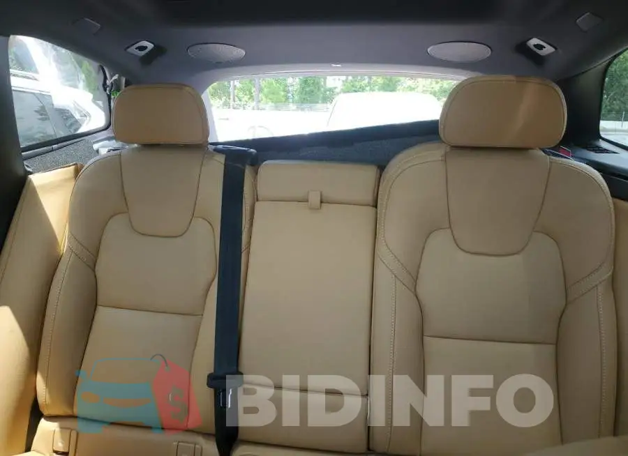 YV4H60DA8P1256201 Photo# 10