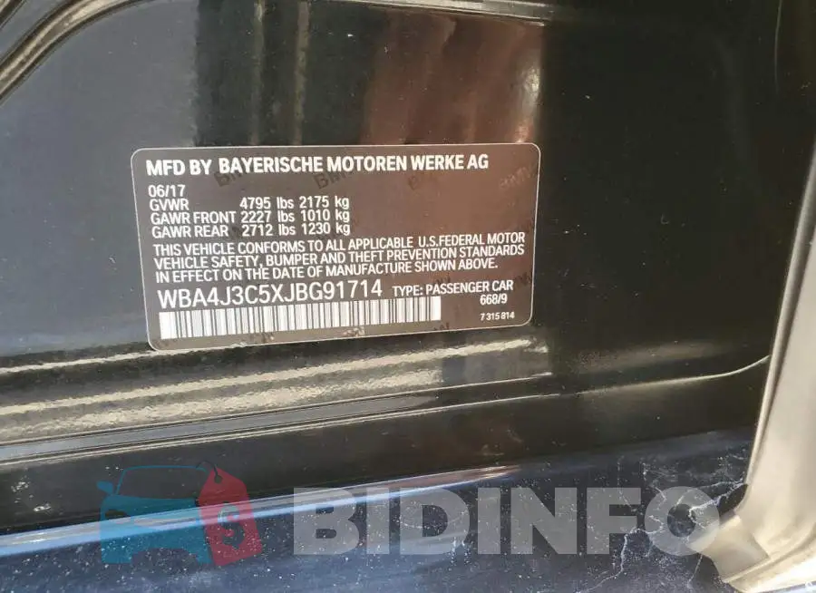 WBA4J3C5XJBG91714 Photo# 13