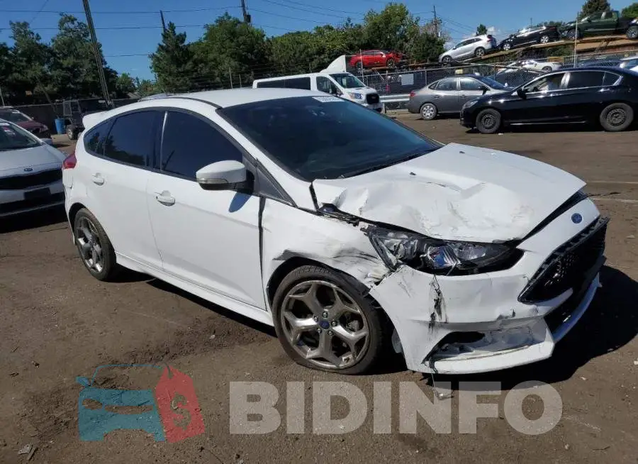 1FADP3L91JL256937 Photo# 4