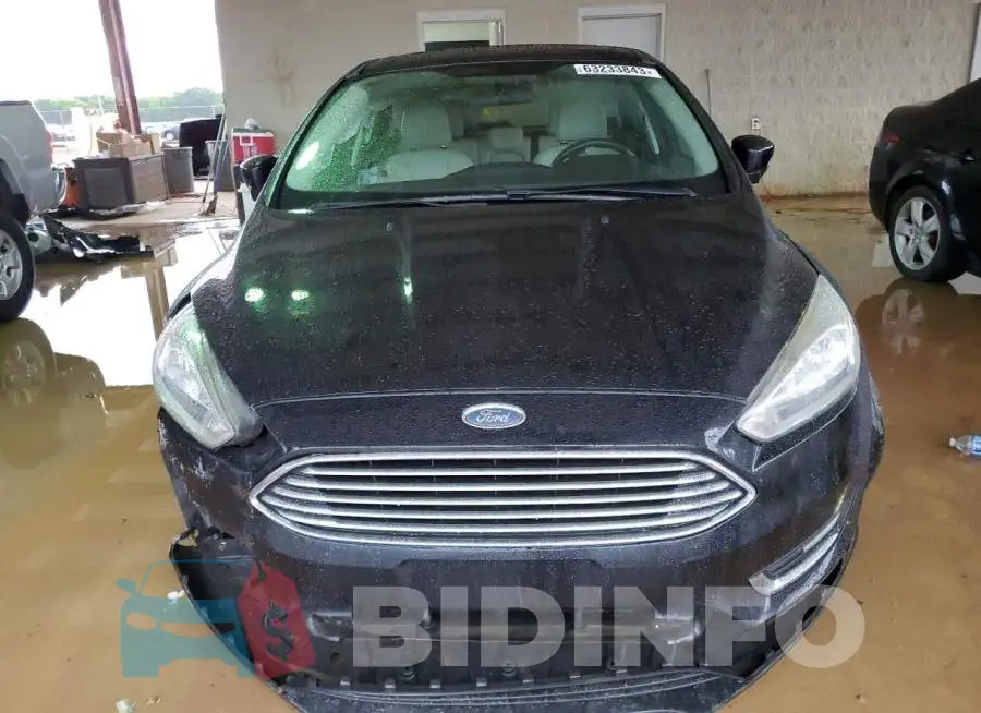 1FADP3N21GL286111 Photo# 5