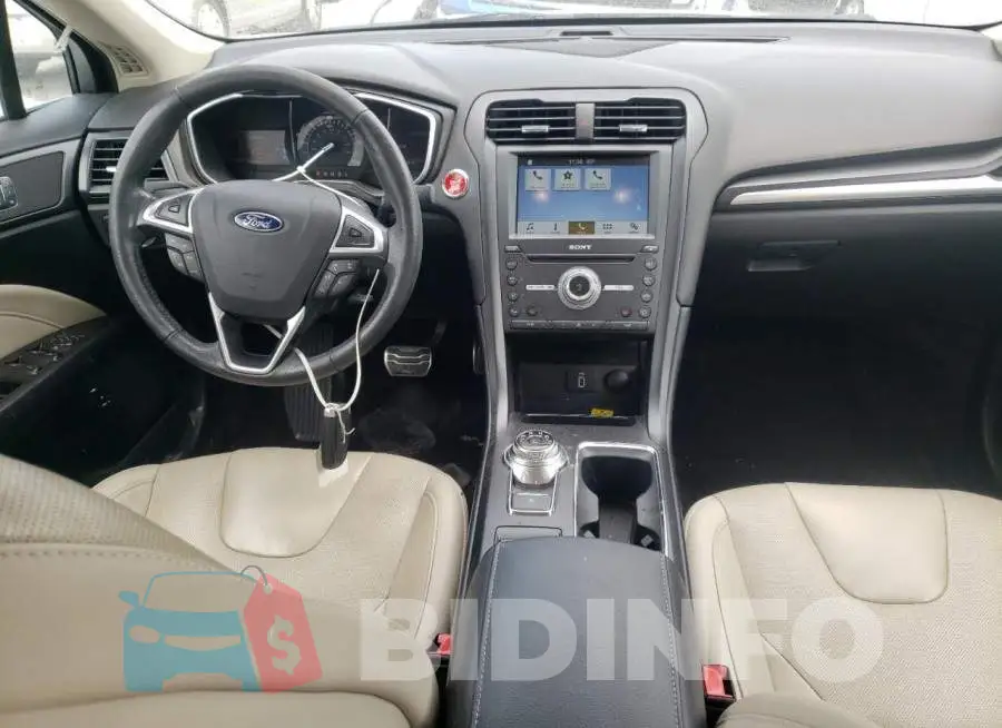 3FA6P0RUXHR267465 Photo# 8