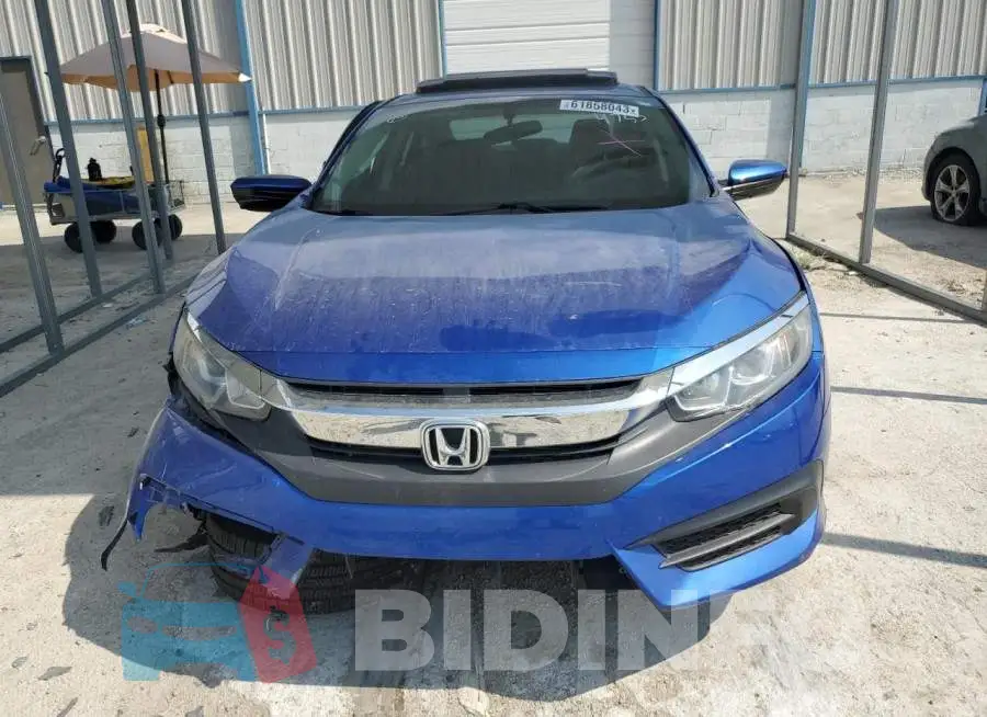 19XFC2F71HE014753 Photo# 5
