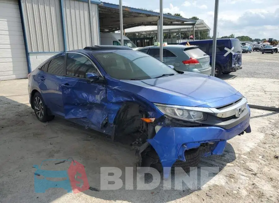 19XFC2F71HE014753 Photo# 4