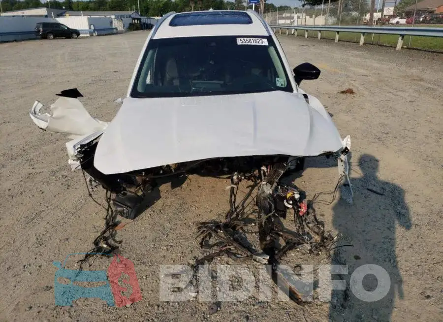 7MMVABEM4PN122335 Photo# 5