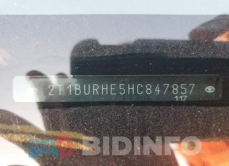 2T1BURHE5HC847857 Photo# 13
