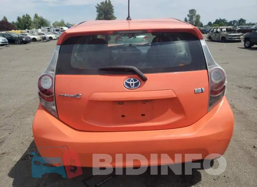 JTDKDTB35E1064476 Photo# 6