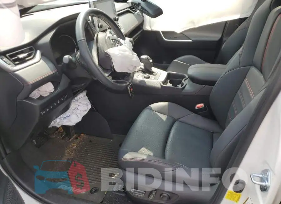 JTMFB3FV1MD063938 Photo# 7