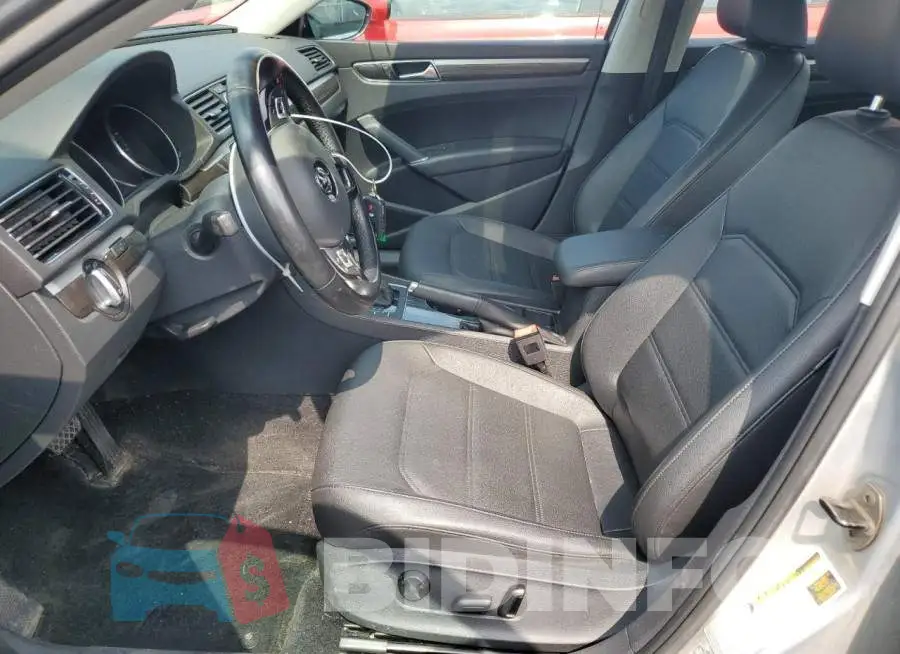 1VWBT7A34HC047914 Photo# 7