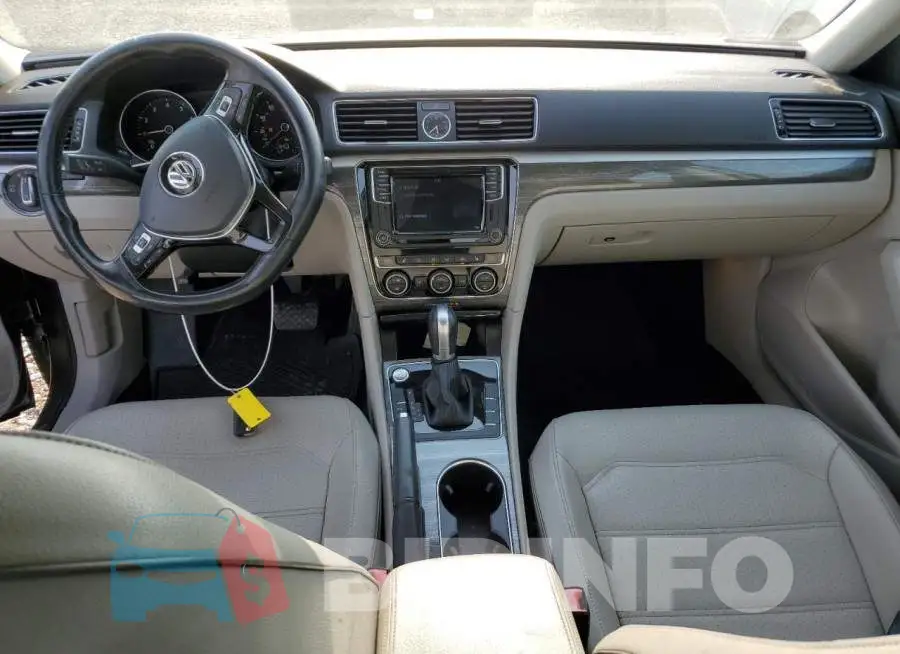 1VWGT7A37HC043748 Photo# 8