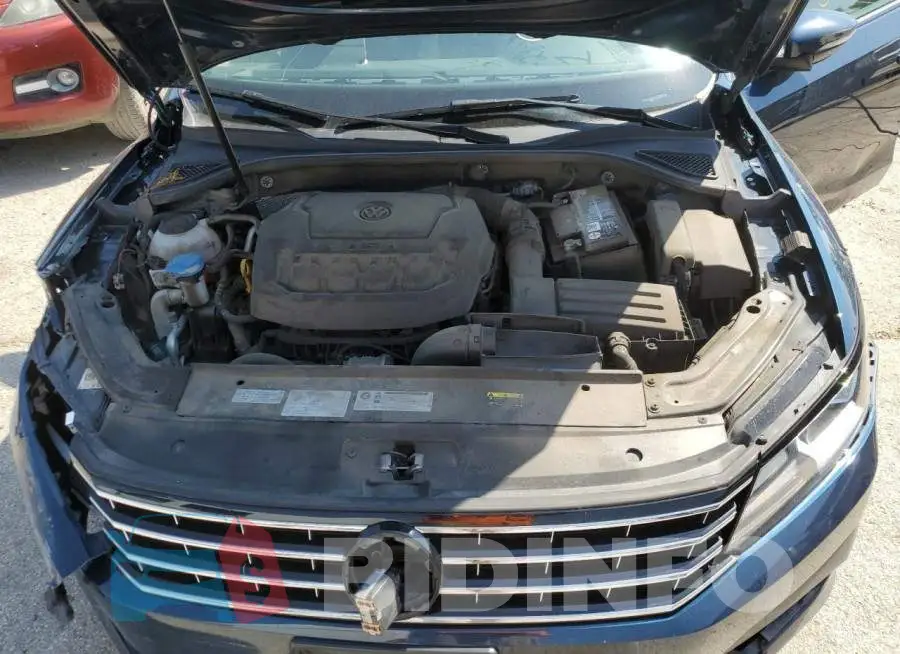 1VWLA7A32KC009888 Photo# 7