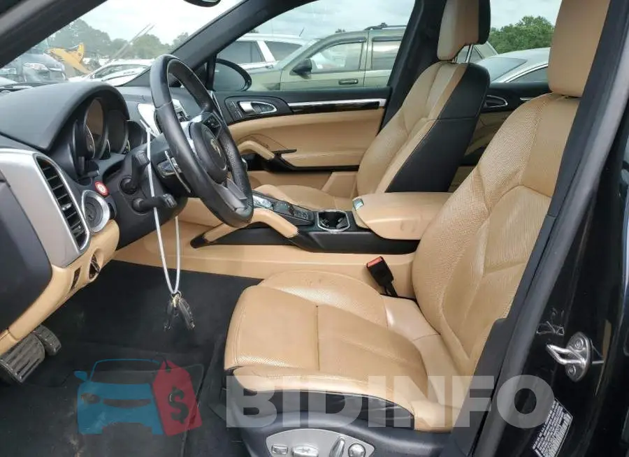 WP1AE2A28GLA63713 Photo# 7