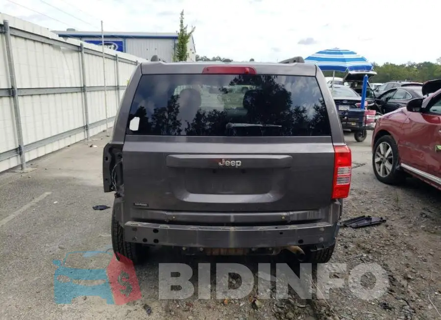 1C4NJPBB4FD399152 Photo# 6