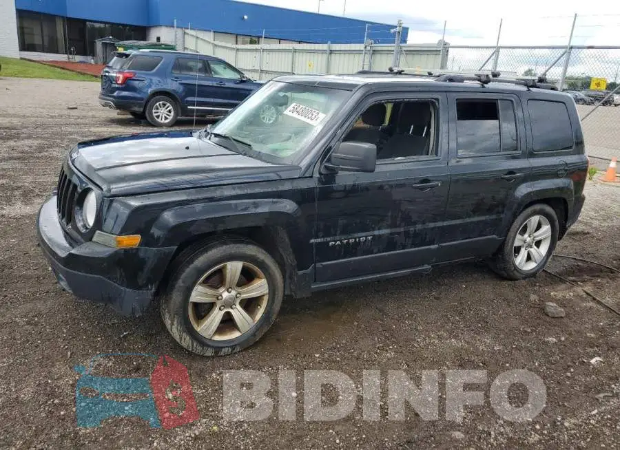 1C4NJPFB9ED737458 Photo# 1
