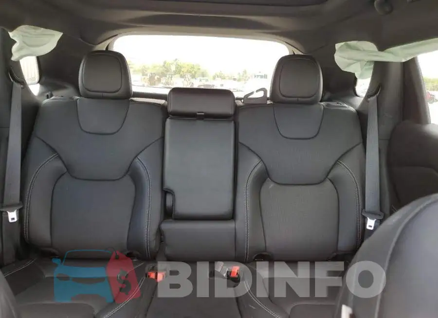 1C4PJMMX4MD215583 Photo# 10