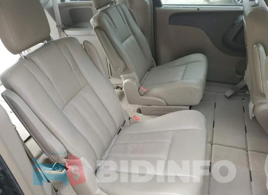 2C4RC1CG8GR232729 Photo# 11