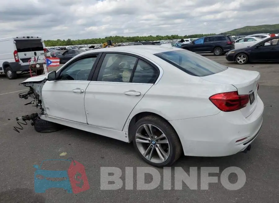 WBA8D9C38HA011543 Photo# 2