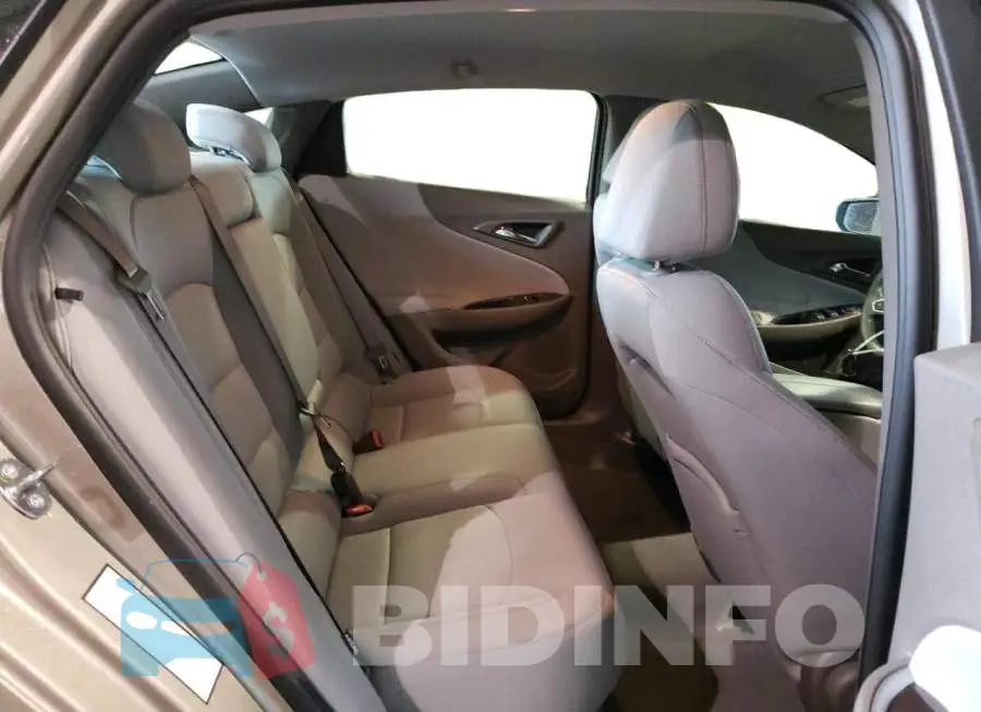 1G1ZD5ST0NF165818 Photo# 10