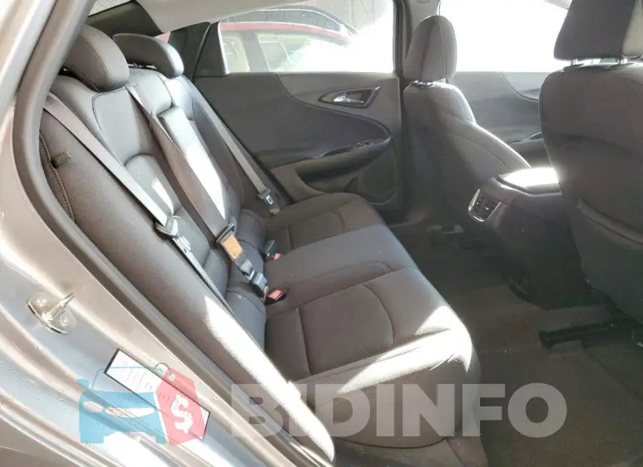 1G1ZD5ST5PF132381 Photo# 10