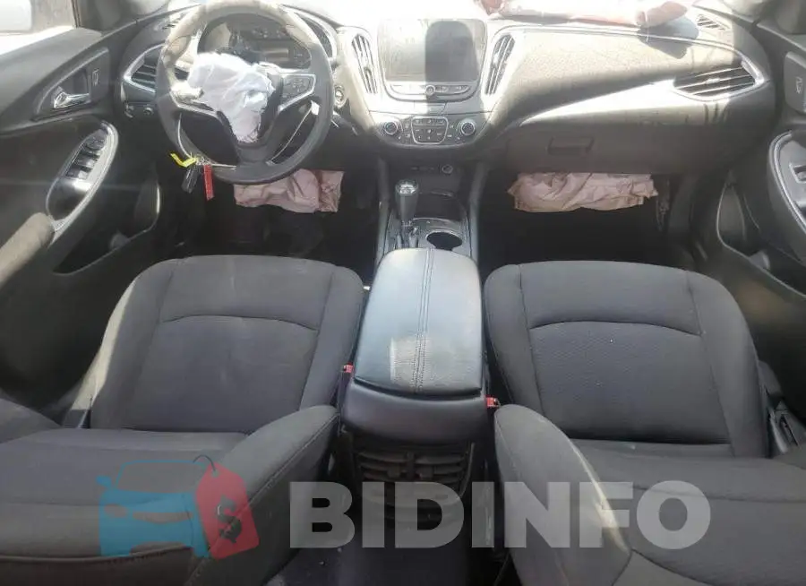 1G1ZD5ST9KF109405 Photo# 8