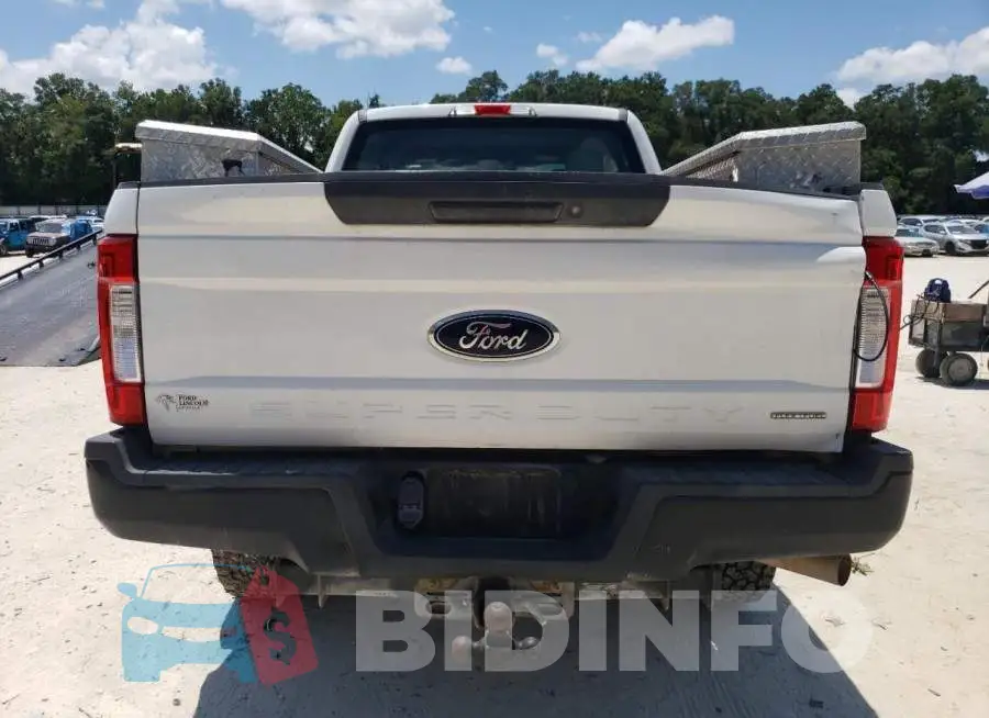 1FT7X2B68HEB78924 Photo# 6