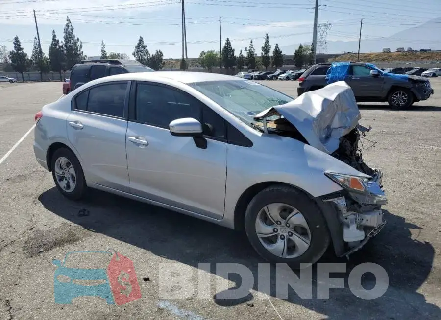 19XFB2F53EE238099 Photo# 4