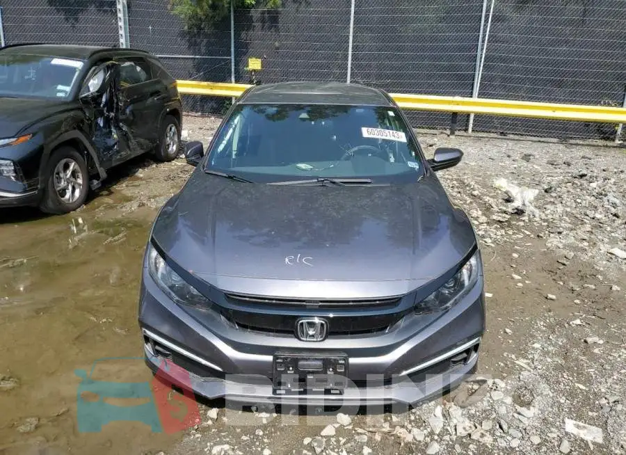19XFC2F68KE046842 Photo# 5