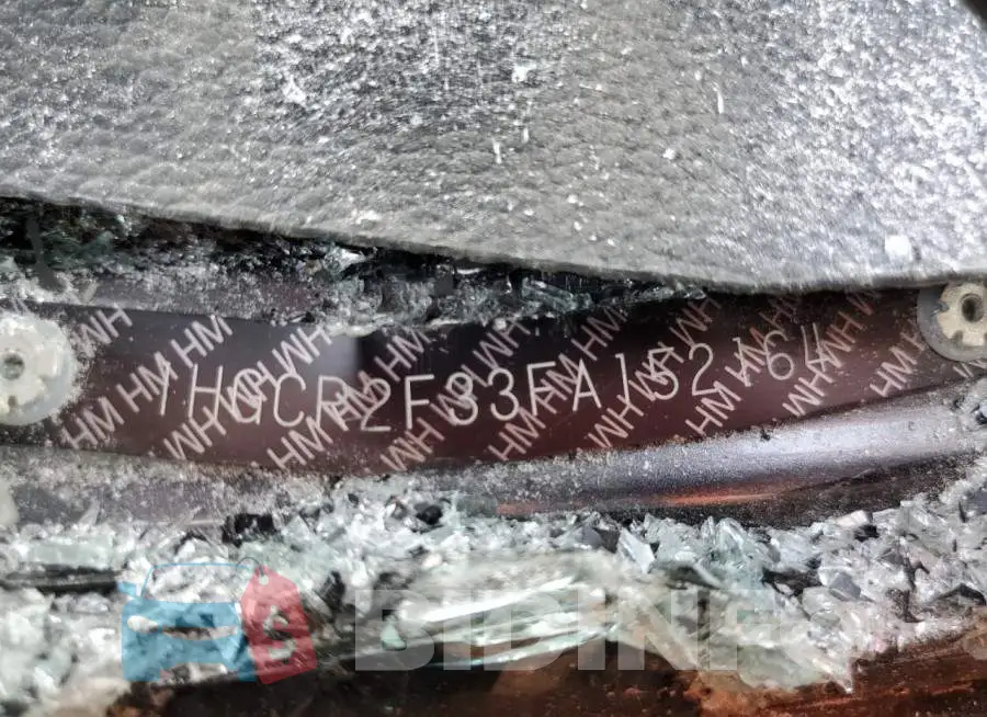 1HGCR2F33FA152164 Photo# 13