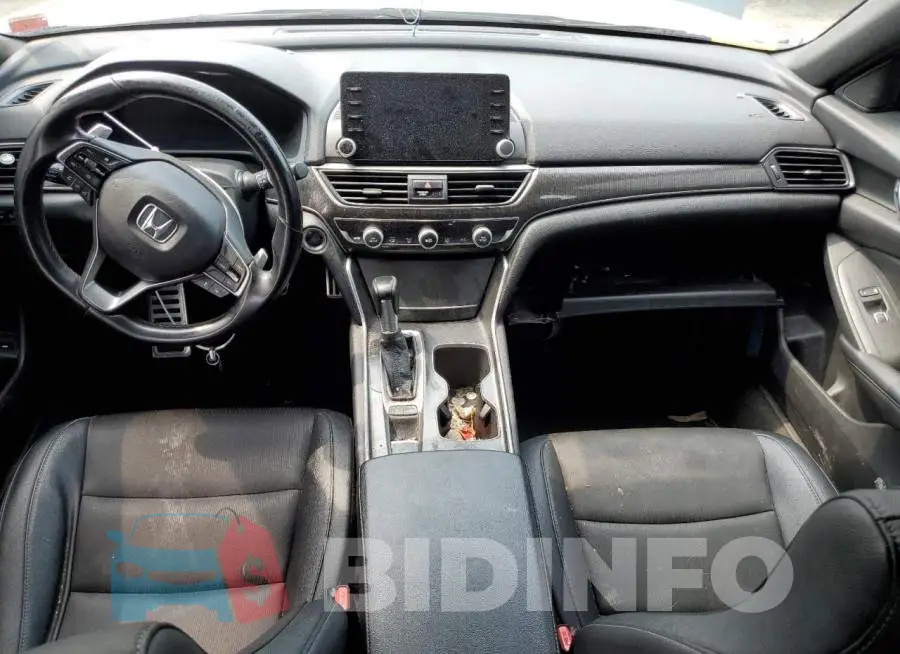 1HGCV1F30KA134057 Photo# 8