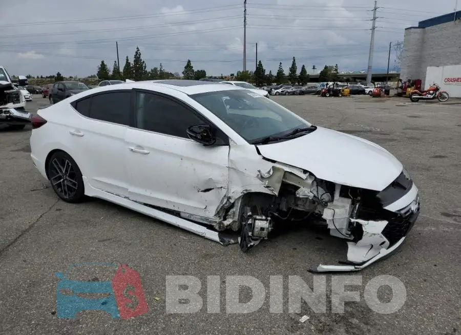 KMHD04LB5LU061147 Photo# 4