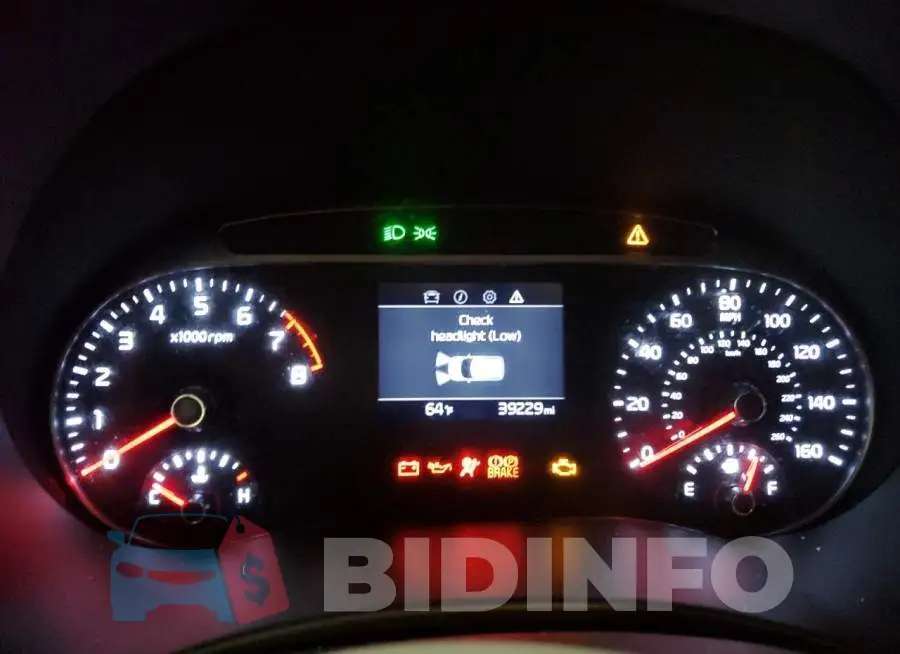 KNDJ22AUXL7703614 Photo# 9