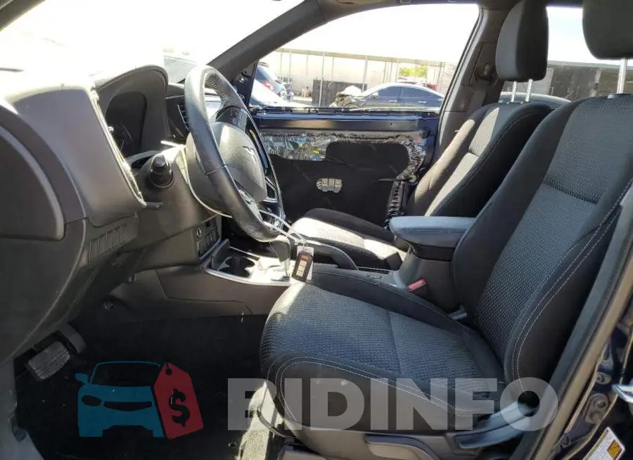 JA4AD3A39JZ018877 Photo# 7