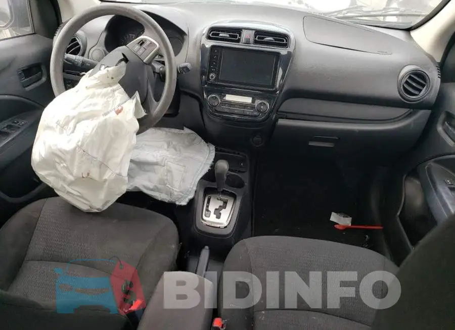 ML32FUFJ9NHF06083 Photo# 8