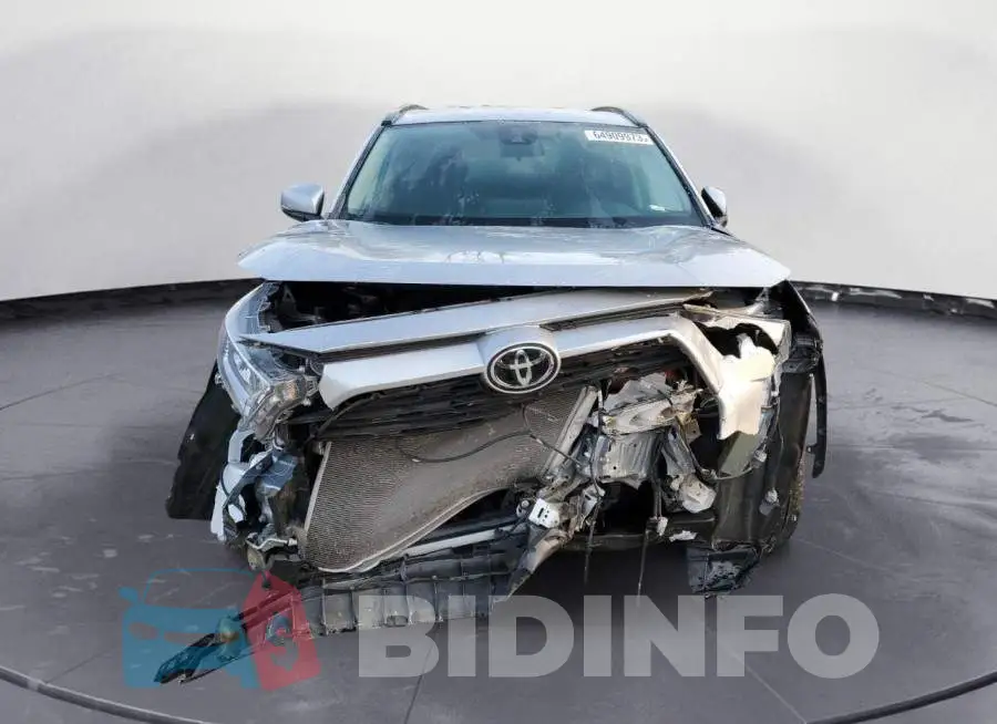 2T3W1RFV5MC152616 Photo# 5