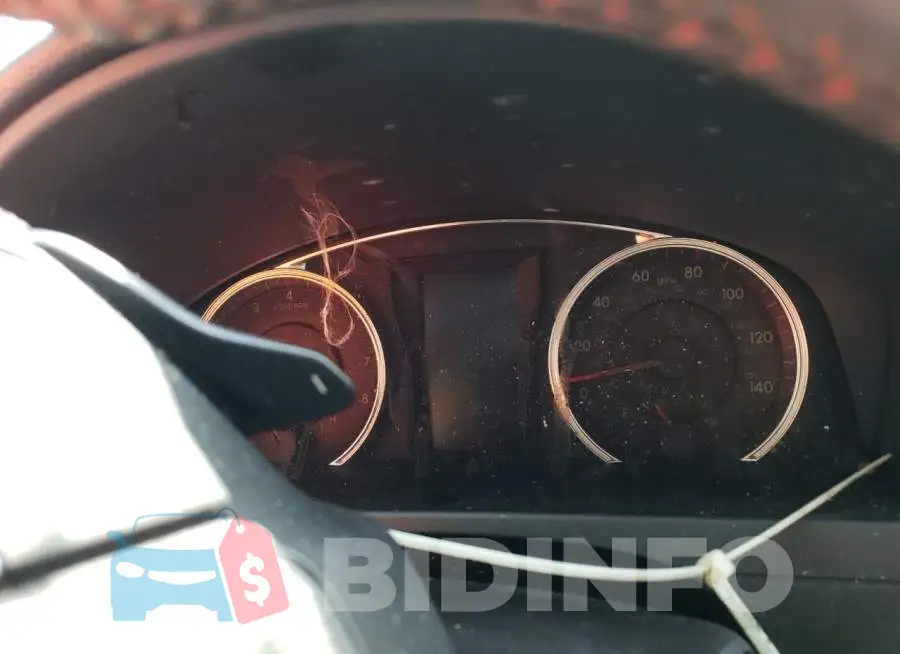 4T1BF1FK2HU269381 Photo# 9