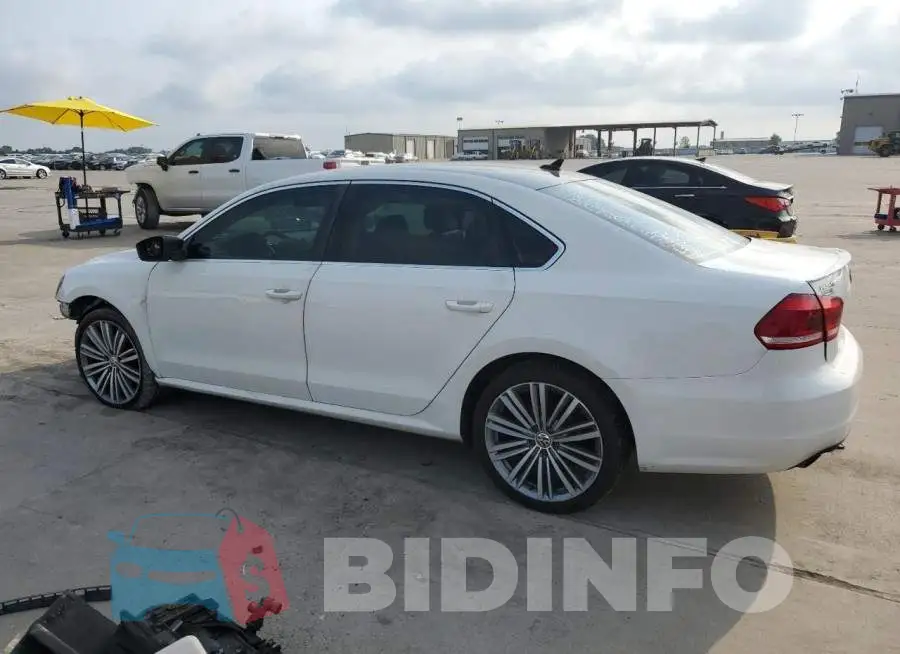 1VWBS7A31FC027863 Photo# 2