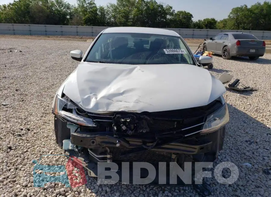 3VW167AJ2HM406578 Photo# 5