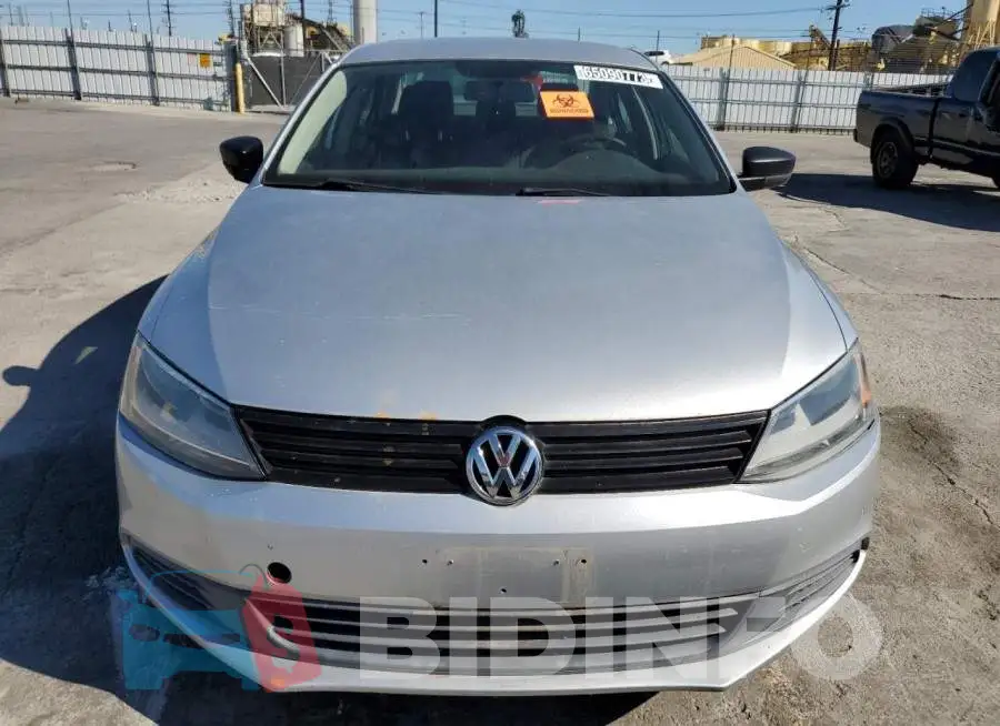 3VW2K7AJ9EM235677 Photo# 5