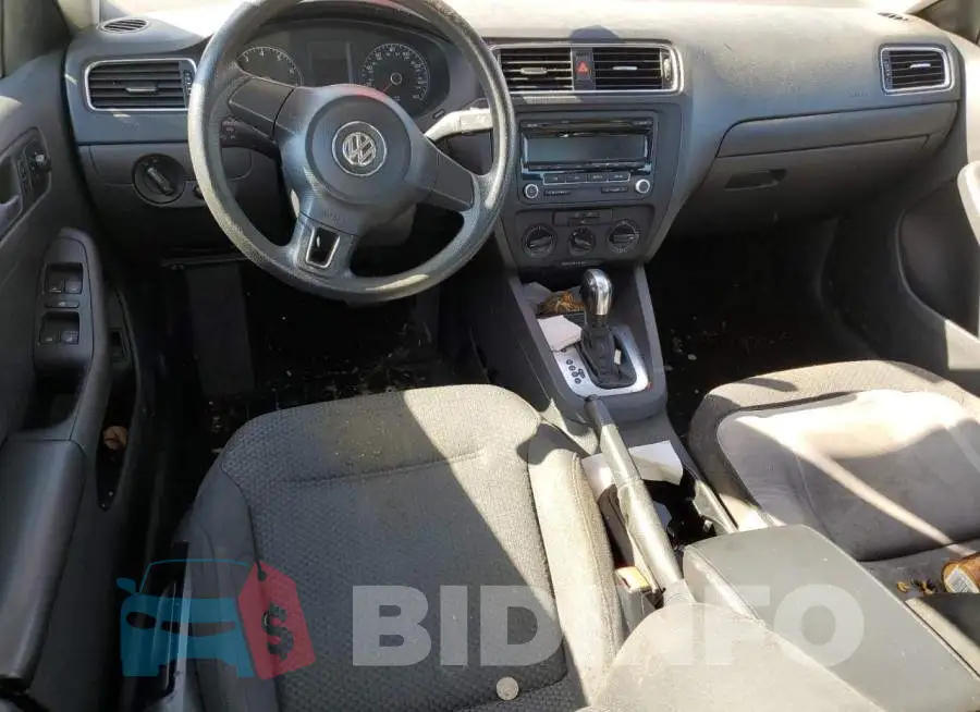 3VW2K7AJ9EM235677 Photo# 8