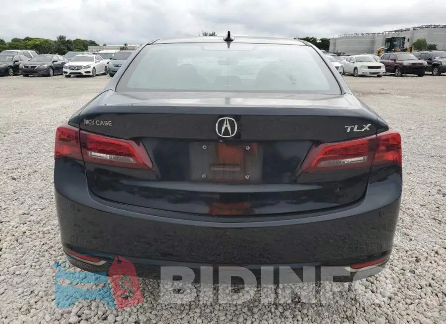 19UUB2F76FA010824 Photo# 6