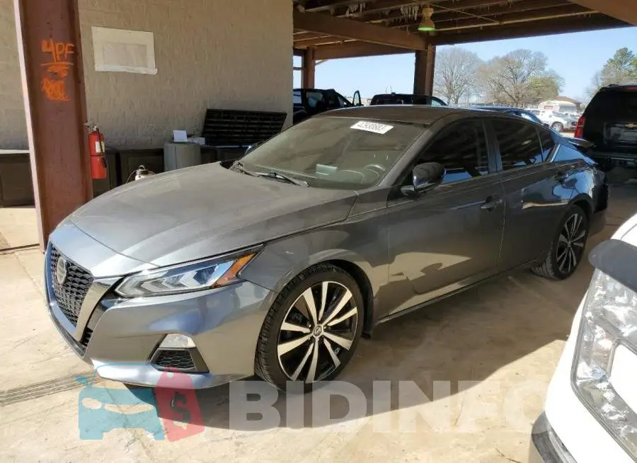1N4BL4CV1KC180417 Photo# 1