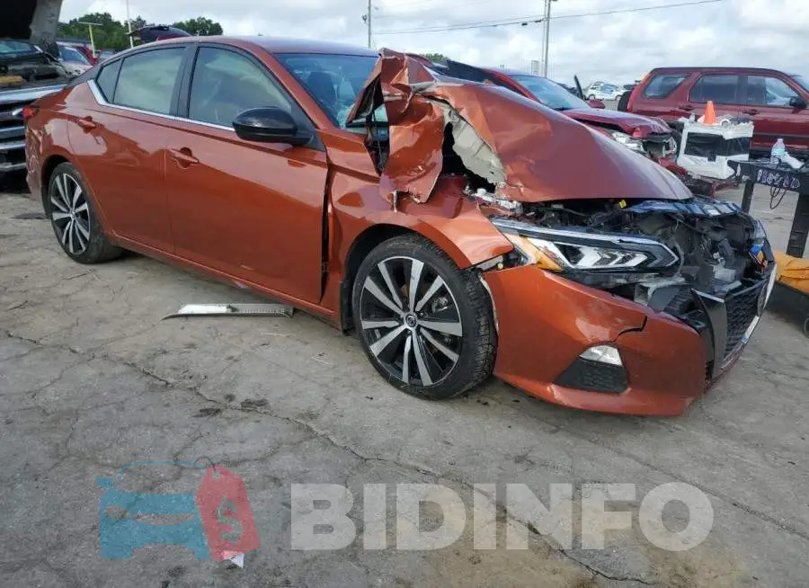 1N4BL4CV3NN325403 Photo# 4