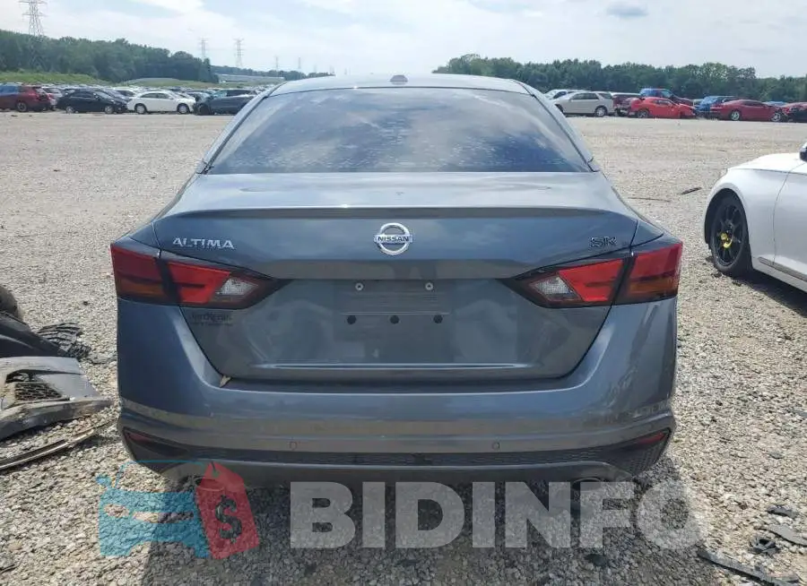 1N4BL4CV5LC120724 Photo# 6