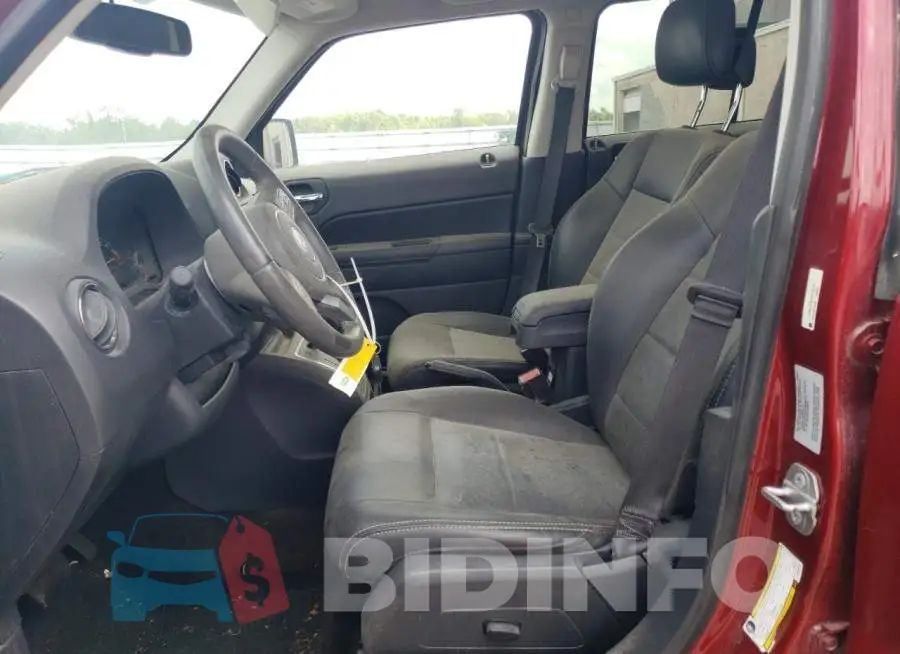 1C4NJRFBXFD176779 Photo# 7