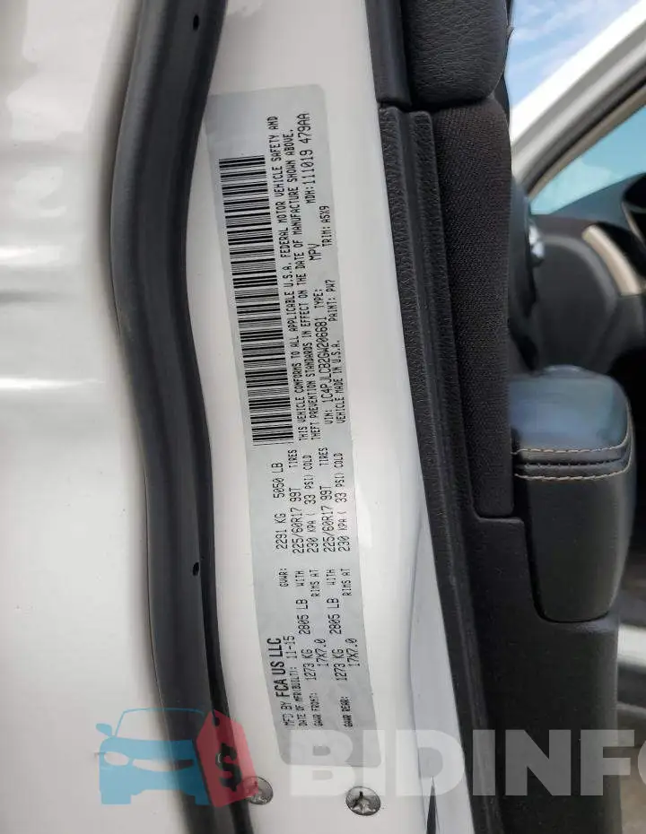 1C4PJLCB2GW206681 Photo# 14