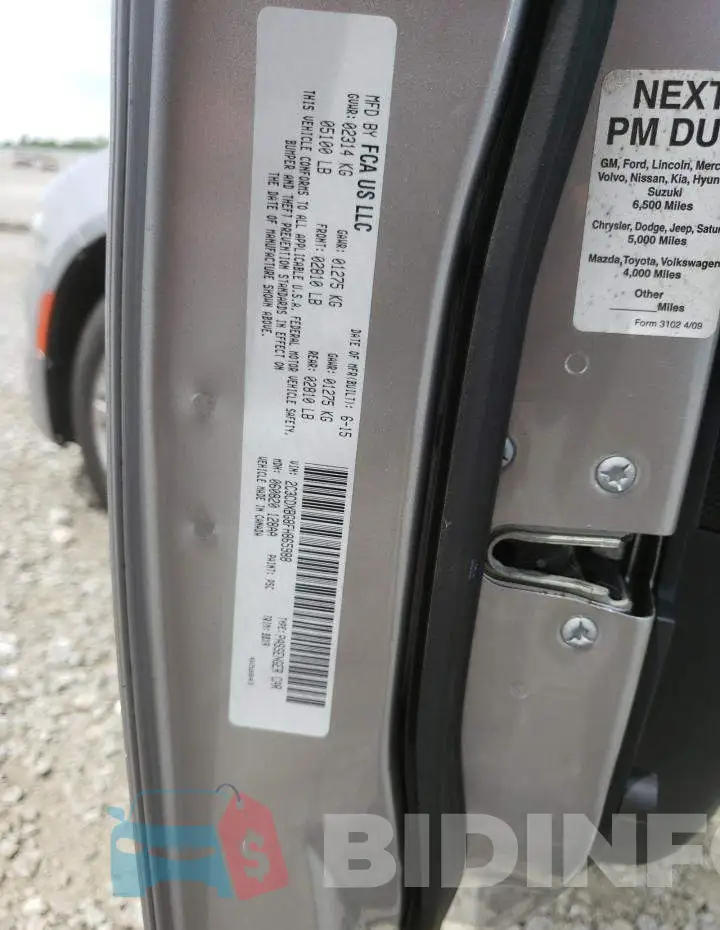 2C3CDXBG8FH865988 Photo# 12