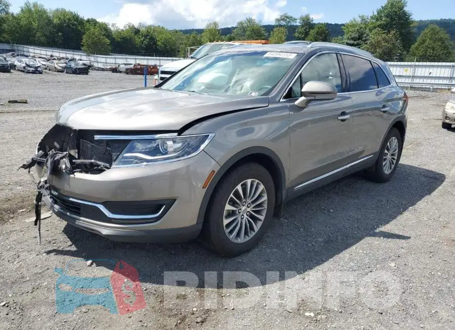 2LMTJ8KR7GBL37018 Photo# 1